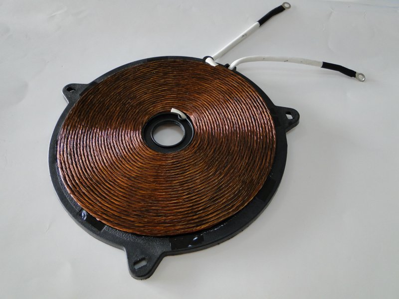 在电器火灾发生时，选择正确的灭火器至关重要。本文将通过实战攻略的方式，帮助您了解不同类型的灭火器，并推荐最适合家用电器的灭火工具。